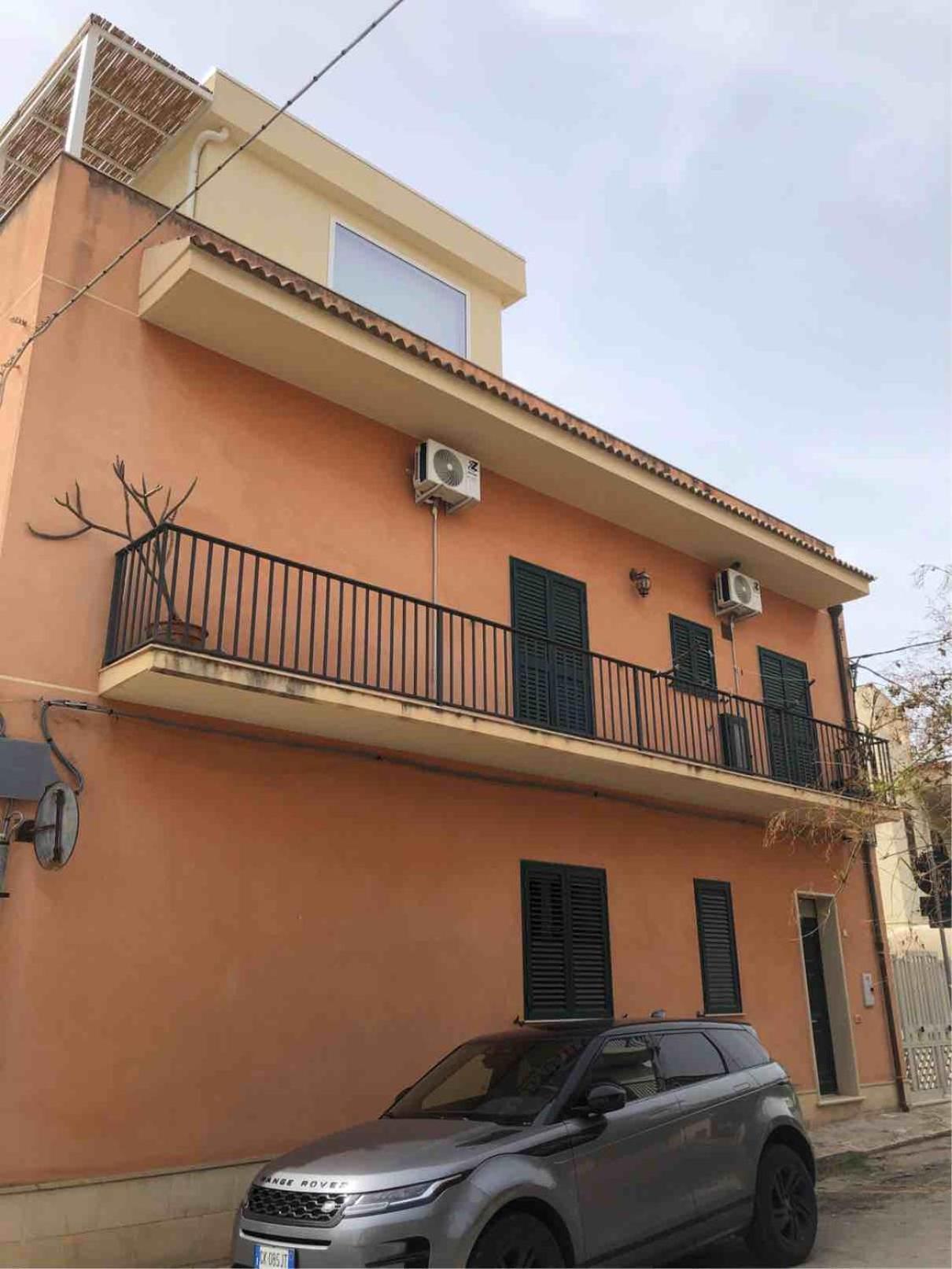 Casa Dorina Charme E Comfort A 100 M Dal Mare Donnalucata  Exteriör bild